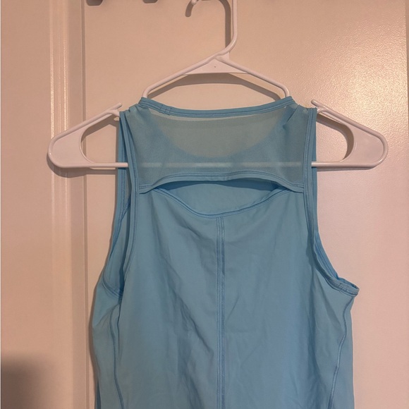 Lululemon sculpt tank top in blue chill light blue color fits size M 6/8 - Picture 8 of 8